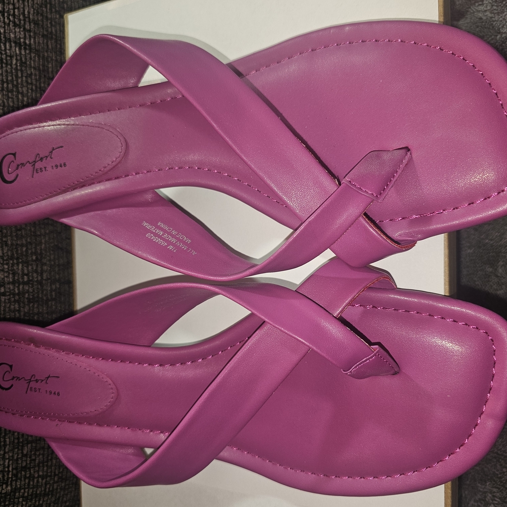 Women's Purple Sandals